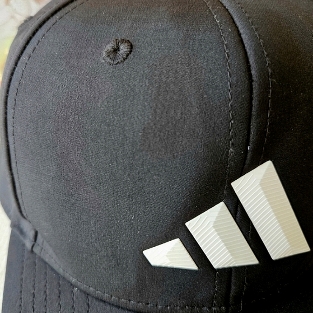 *NEW* Adidas Aeroready Hat 3-bar Snapback Hat | Black | UPF 50 | Adjustable - Picture 4 of 9